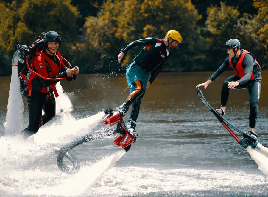 Flyboarding, hoverboard, jetpack 2v1